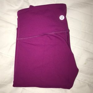 Lululemon (Wonder Under full on luxtreme 28”)
